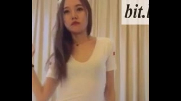 Y tá nhảy sexy trên webcam – b i t (.) l y /flirtcam A nurse sexy dancing on webcam – b i t (.) l y /flirtcam