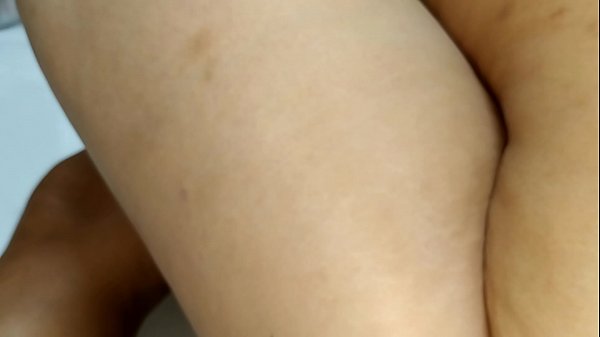 Nằm im mà sướng tới mức chịu không nổi – Việt Nam