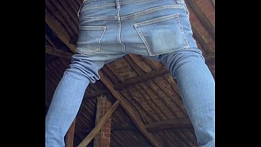 I walked through an abandoned place and couldn’t help but touch myself.