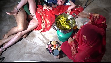 Dì kế Ấn Độ desi bị địt trong bếp vừa nói tục
