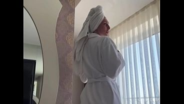 Stepson saw how his stepmother jerked off and then fucked her Stepson saw how his stepmother jerked off and then fucked her