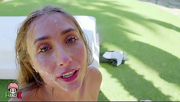 Lily Phillips thổi kèn tập thể ngoài trời – Bị bắn ngập mặt không ngừng Lily Phillips thổi kèn tập thể ngoài trời – Bị bắn ngập mặt không ngừng